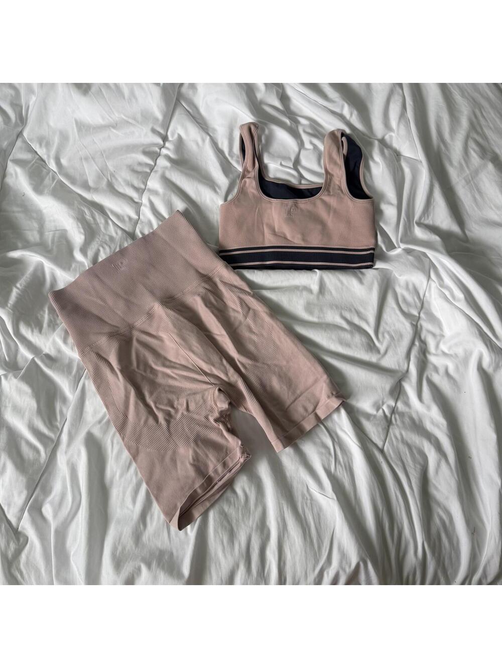 victoria's secret pink workout set light pink